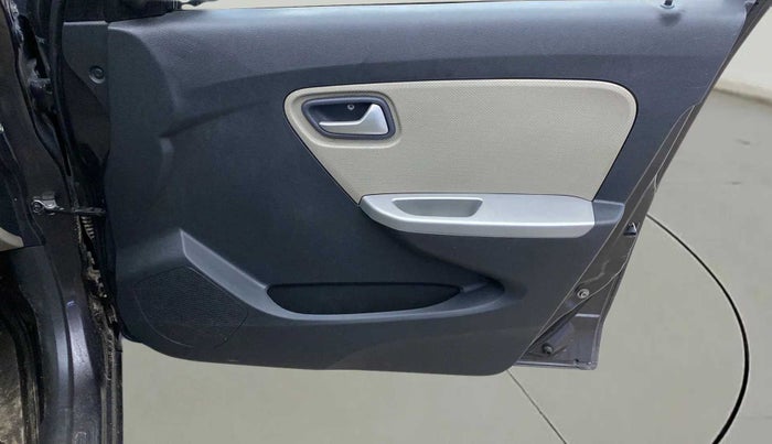 2016 Maruti Alto K10 VXI, CNG, Manual, 57,161 km, Driver Side Door Panels Control