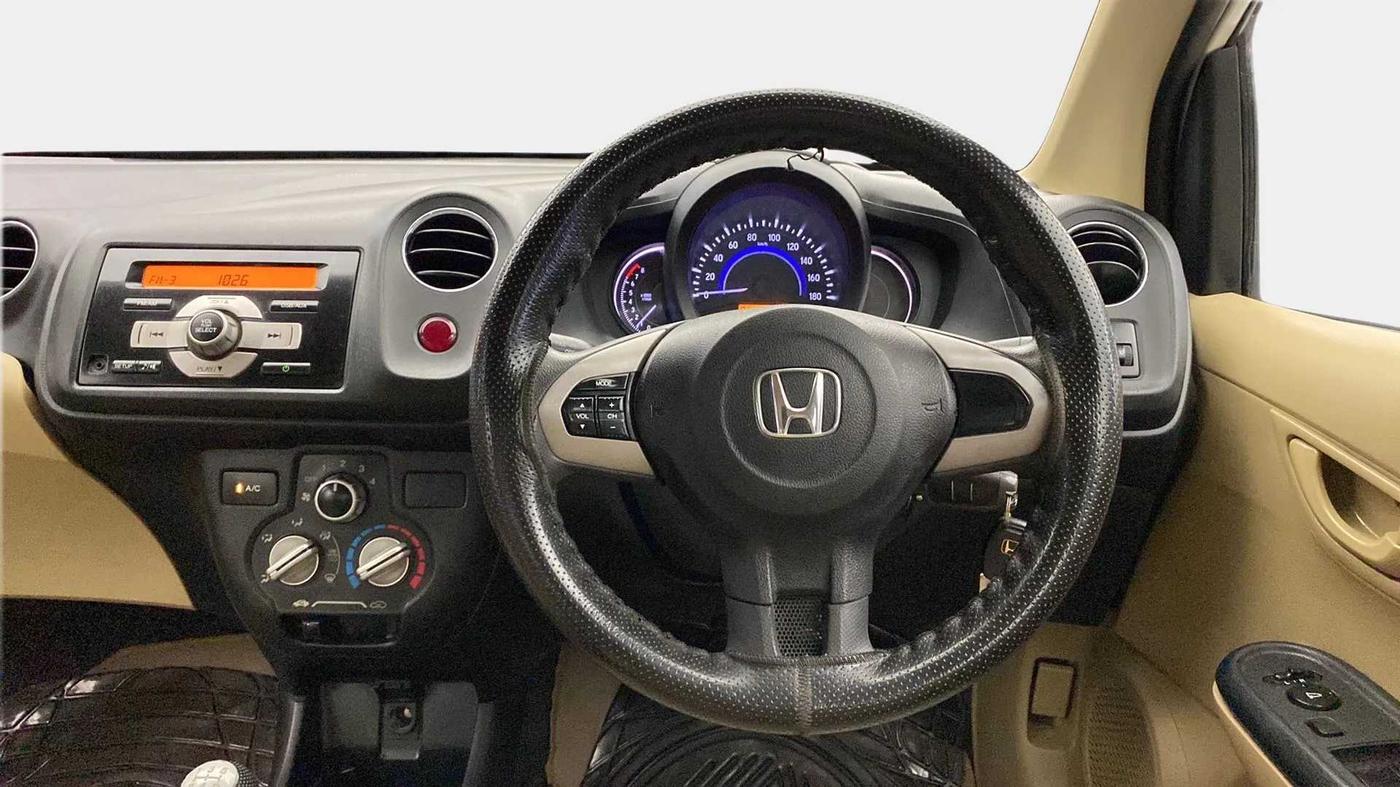2015 Honda Amaze 1.2L I-VTEC S, Petrol, Manual, 73,028 km, Steering Wheel Close Up