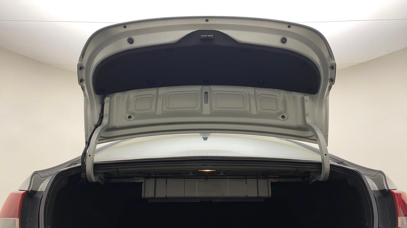 2019 Hyundai Verna 1.6 VTVT SX O, Petrol, Manual, 38,790 km, Boot Door Open