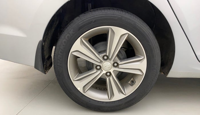 2019 Hyundai Verna 1.6 VTVT SX O, Petrol, Manual, 38,790 km, Right Rear Wheel