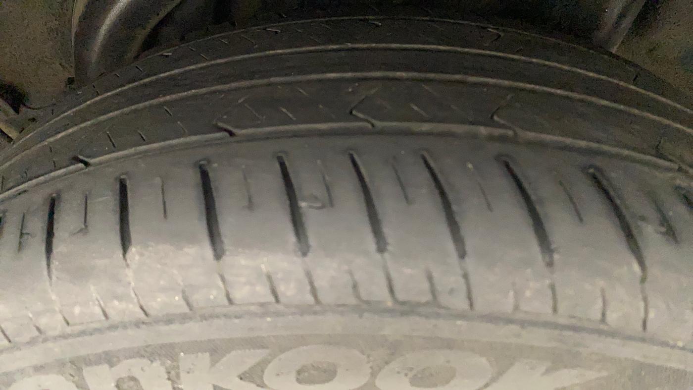 2019 Hyundai Verna 1.6 VTVT SX O, Petrol, Manual, 38,790 km, Left Rear Tyre Tread