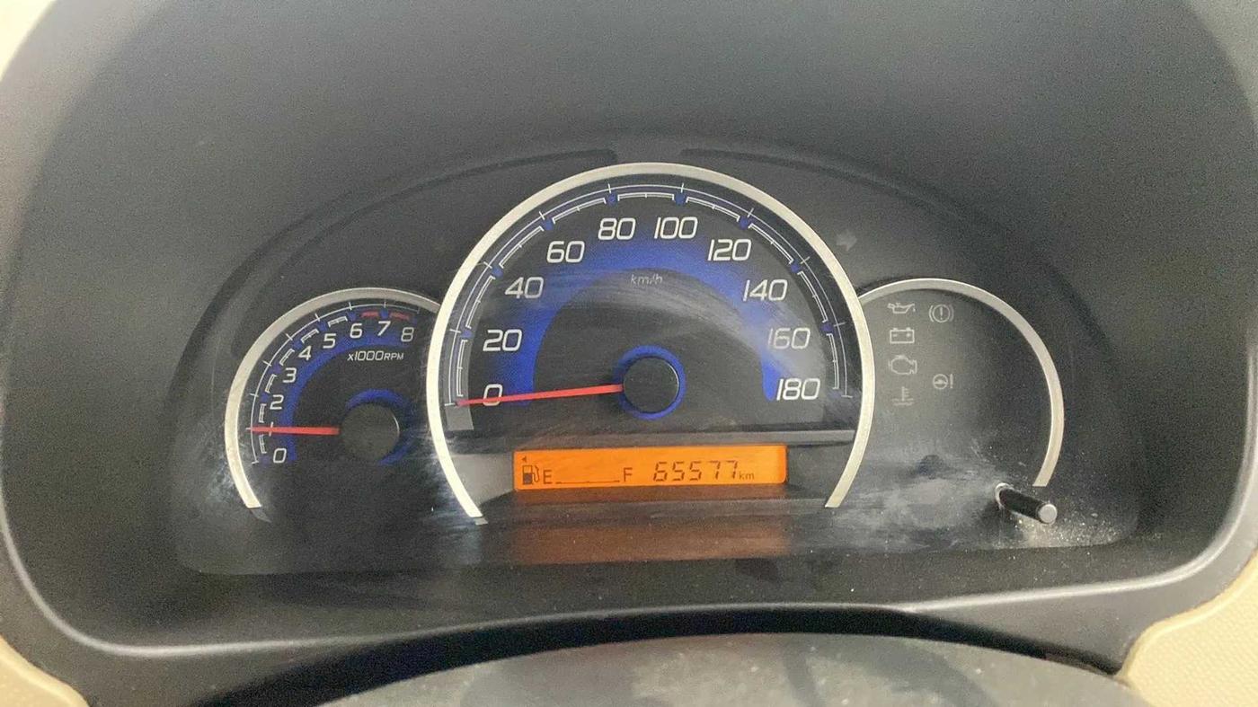 2017 Maruti Wagon R 1.0 VXI, Petrol, Manual, 65,553 km, Odometer Image