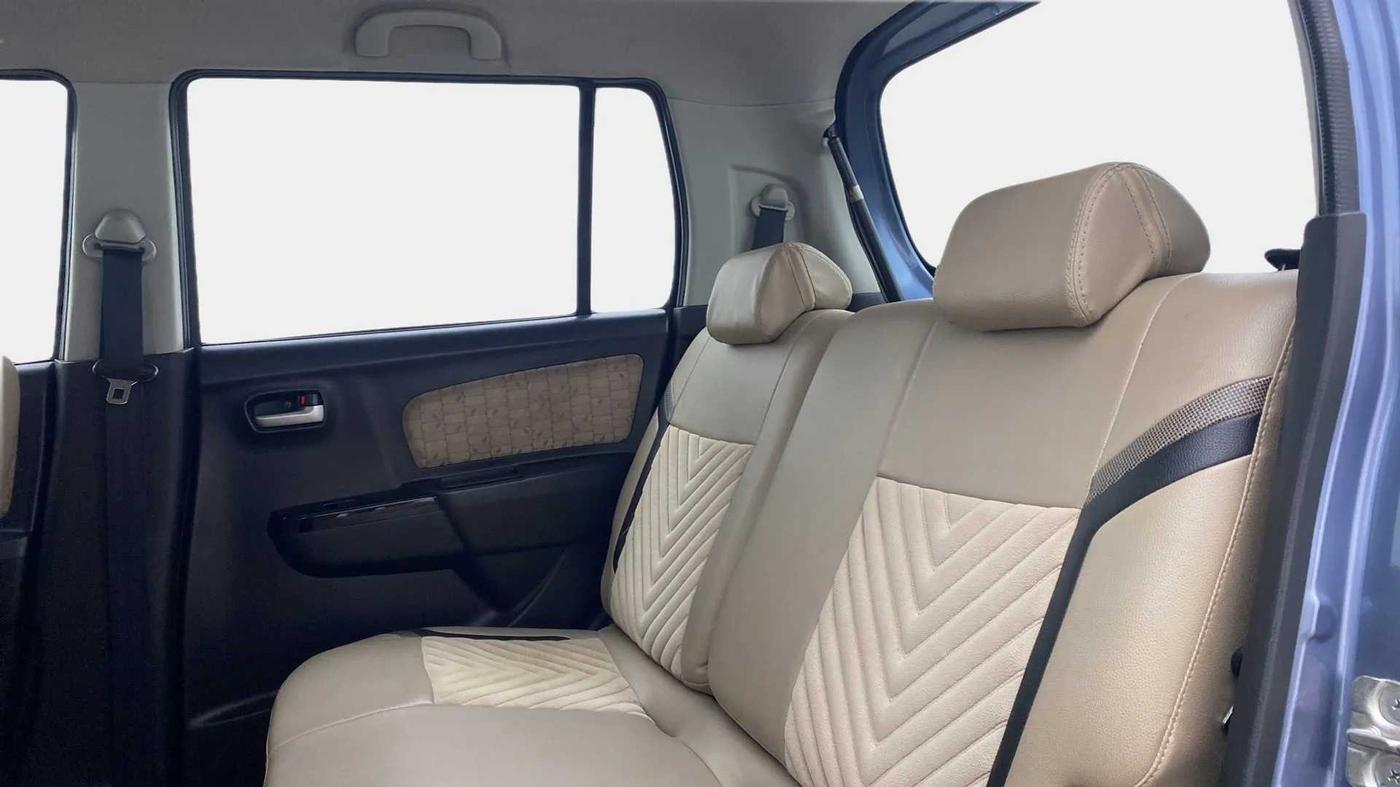 2017 Maruti Wagon R 1.0 VXI, Petrol, Manual, 65,553 km, Right Side Rear Door Cabin