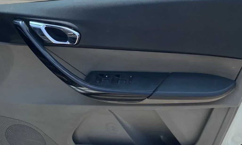 2018 Tata Tiago XZ DIESEL, Diesel, Manual, 35,218 km, Driver Side Door Panels Control