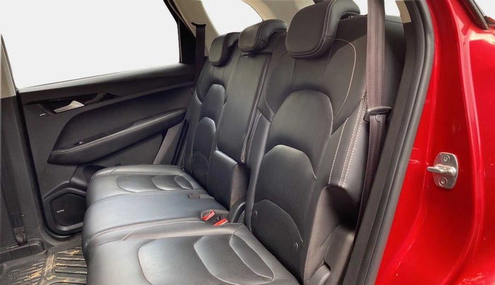 2020 MG HECTOR SHARP 1.5 DCT PETROL, Petrol, Automatic, 50,229 km, Right Side Rear Door Cabin