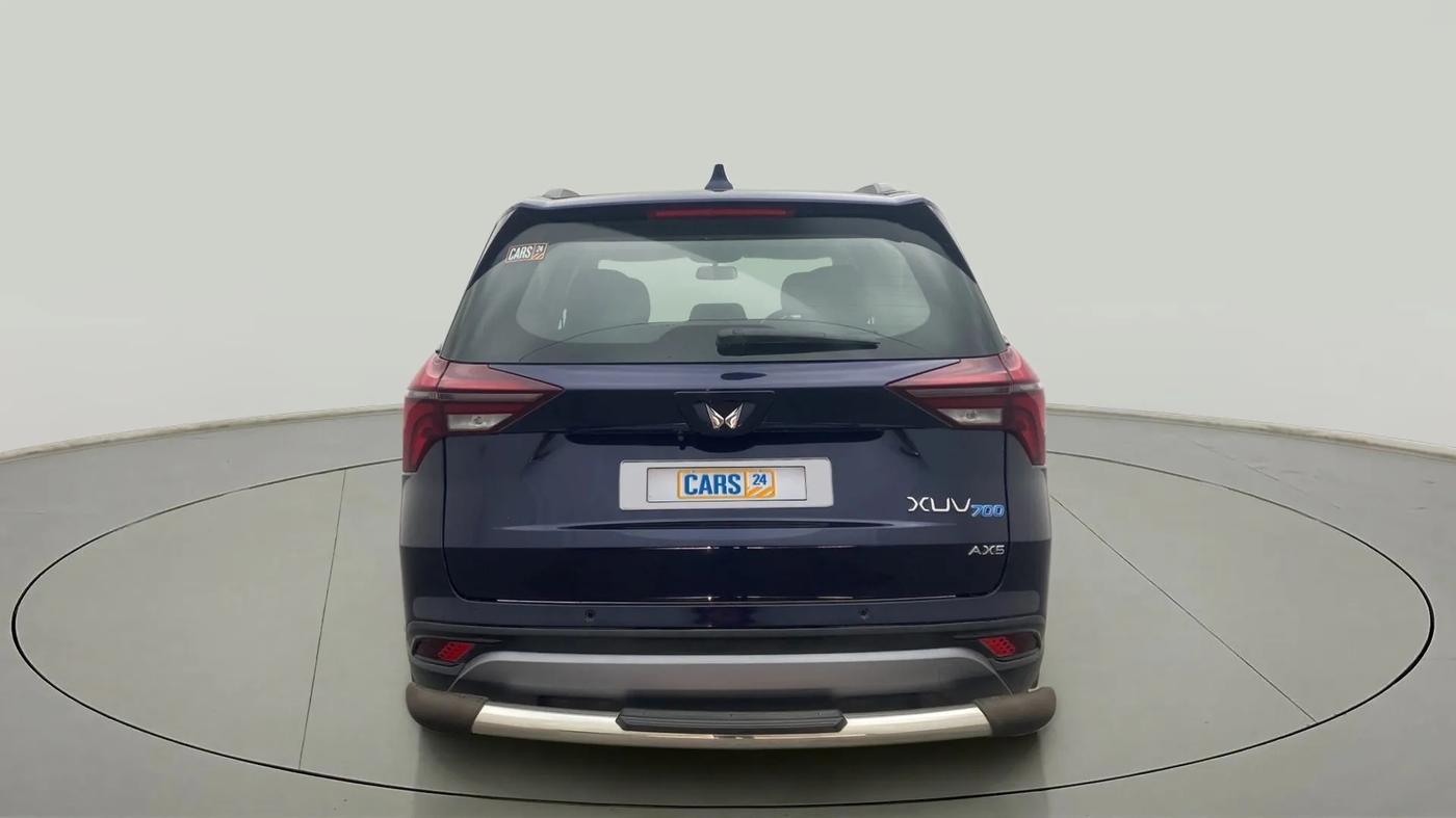 2022 Mahindra XUV700 AX 5 P MT 5 STR, Petrol, Manual, 31,256 km, Back/Rear
