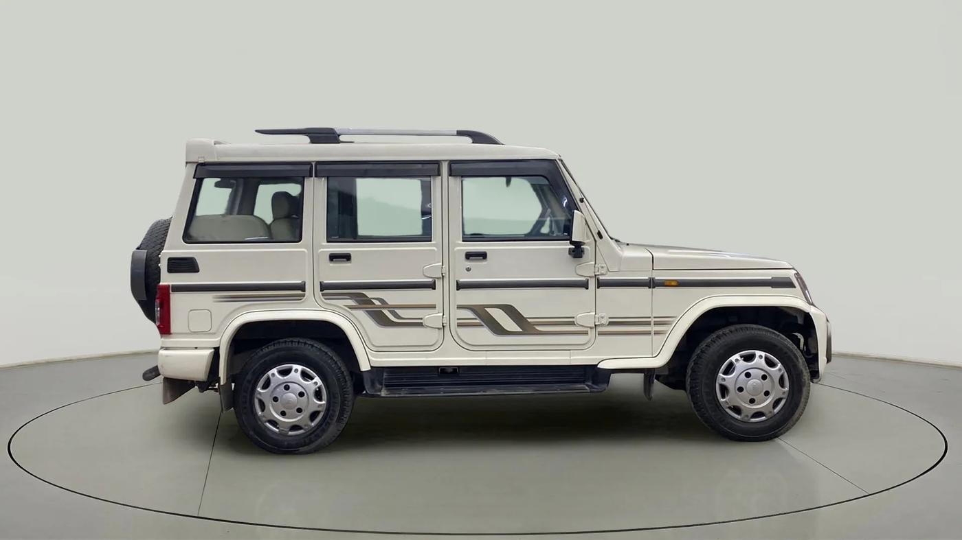 2021 Mahindra Bolero B6 (O), Diesel, Manual, 35,707 km, Right Side View