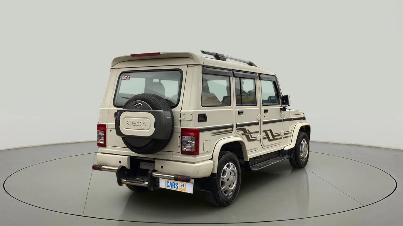 2021 Mahindra Bolero B6 (O), Diesel, Manual, 35,707 km, Right Back Diagonal
