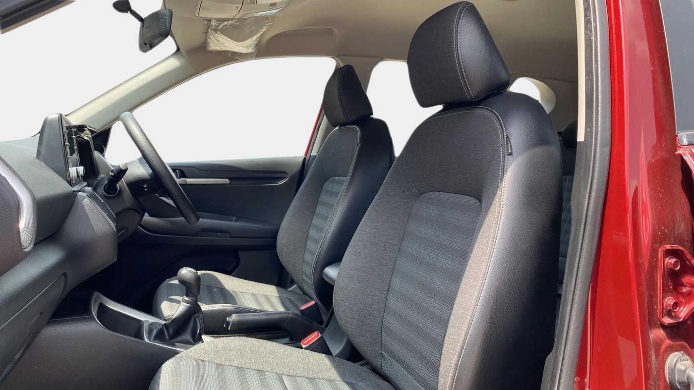 2022 KIA SONET HTK PLUS 1.2, Petrol, Manual, 31,135 km, Right Side Front Door Cabin