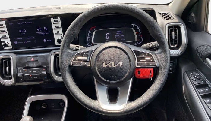 2022 KIA SONET HTK PLUS 1.2, Petrol, Manual, 31,135 km, Steering Wheel Close Up