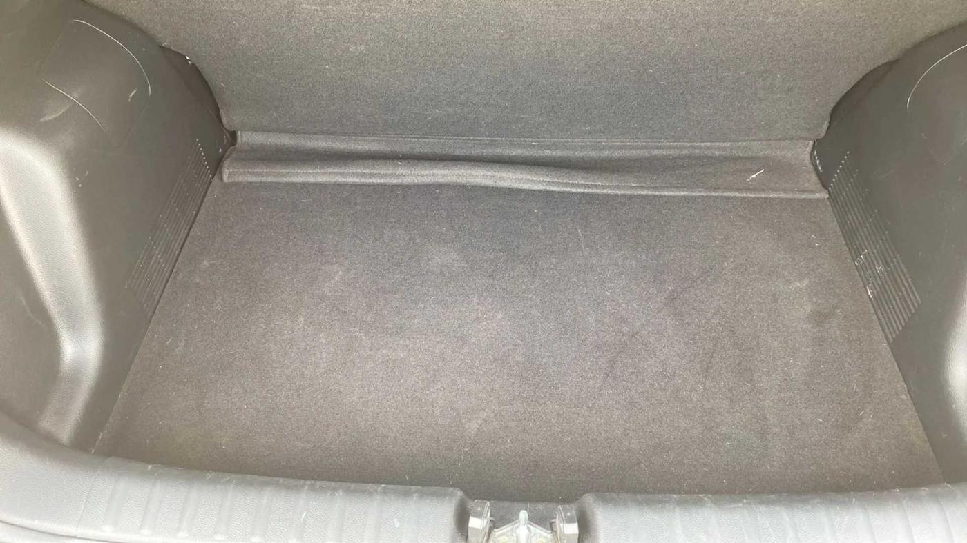 2022 KIA SONET HTK PLUS 1.2, Petrol, Manual, 31,135 km, Boot Inside
