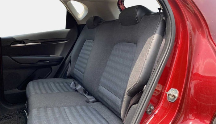 2022 KIA SONET HTK PLUS 1.2, Petrol, Manual, 31,135 km, Right Side Rear Door Cabin