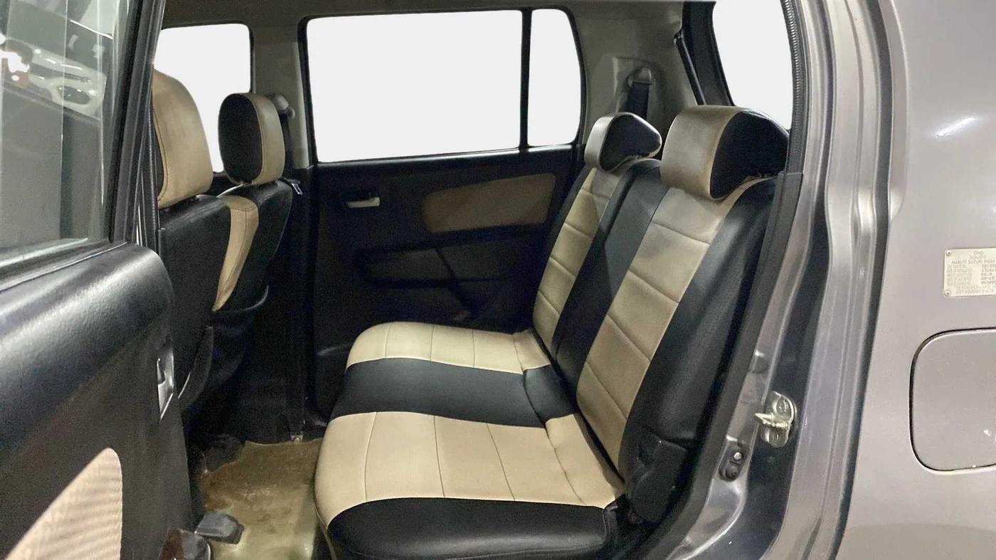 2015 Maruti Wagon R 1.0 LXI CNG, CNG, Manual, 26,161 km, Right Side Rear Door Cabin