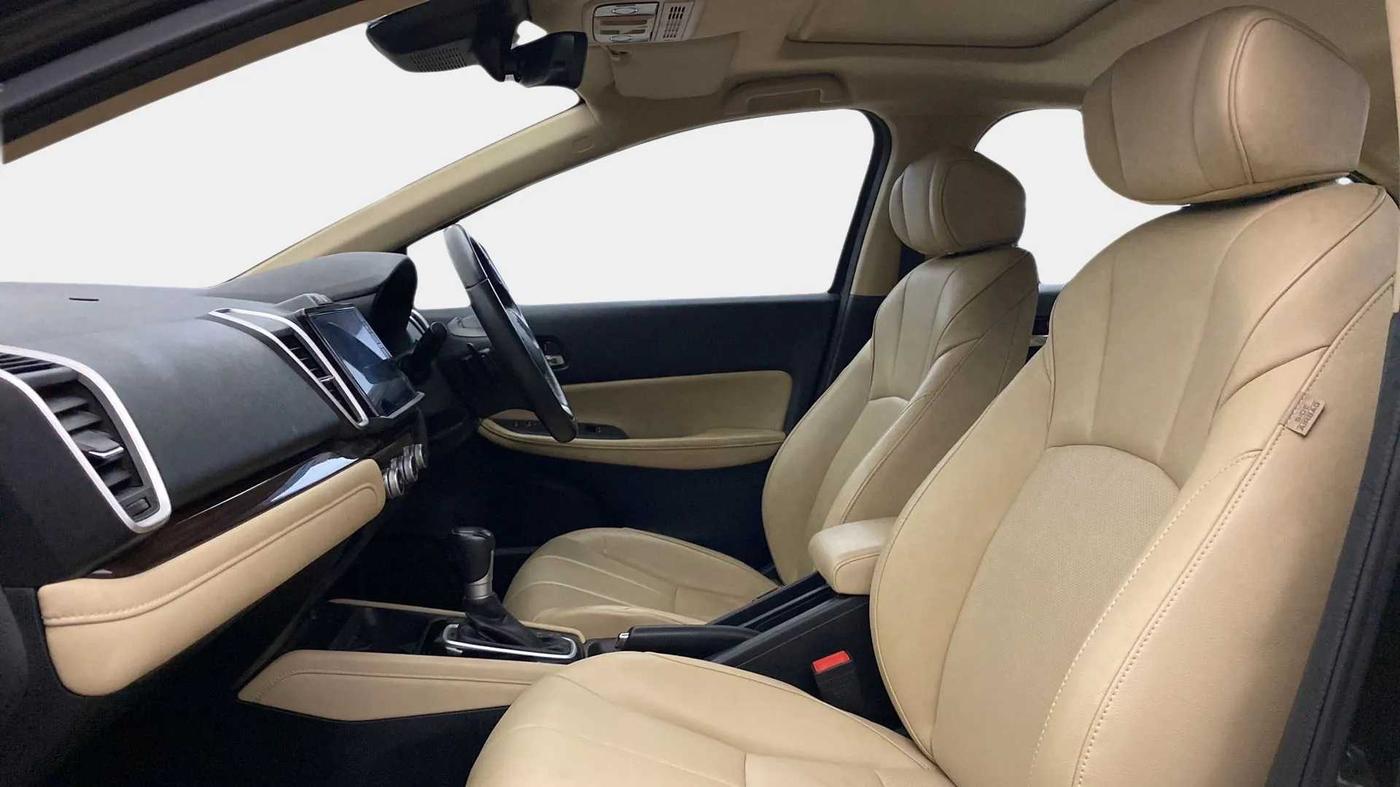 2023 Honda City 1.5L I-VTEC ZX CVT, Petrol, Automatic, 9,998 km, Right Side Front Door Cabin