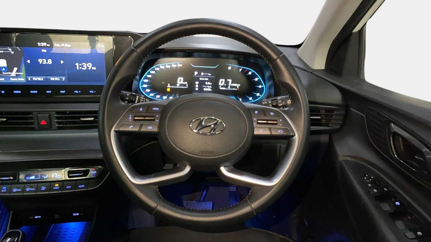 2022 Hyundai NEW I20 ASTA (O) 1.2 AT, Petrol, Automatic, 14,717 km, Steering Wheel Close Up