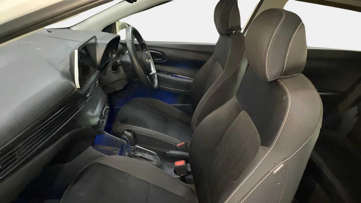 2022 Hyundai NEW I20 ASTA (O) 1.2 AT, Petrol, Automatic, 14,717 km, Right Side Front Door Cabin