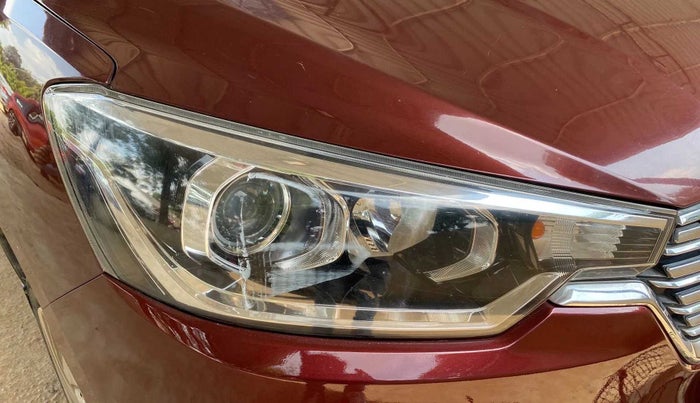 2019 Maruti Ertiga VXI AT SHVS, Petrol, Automatic, 90,717 km, Right headlight - Minor scratches