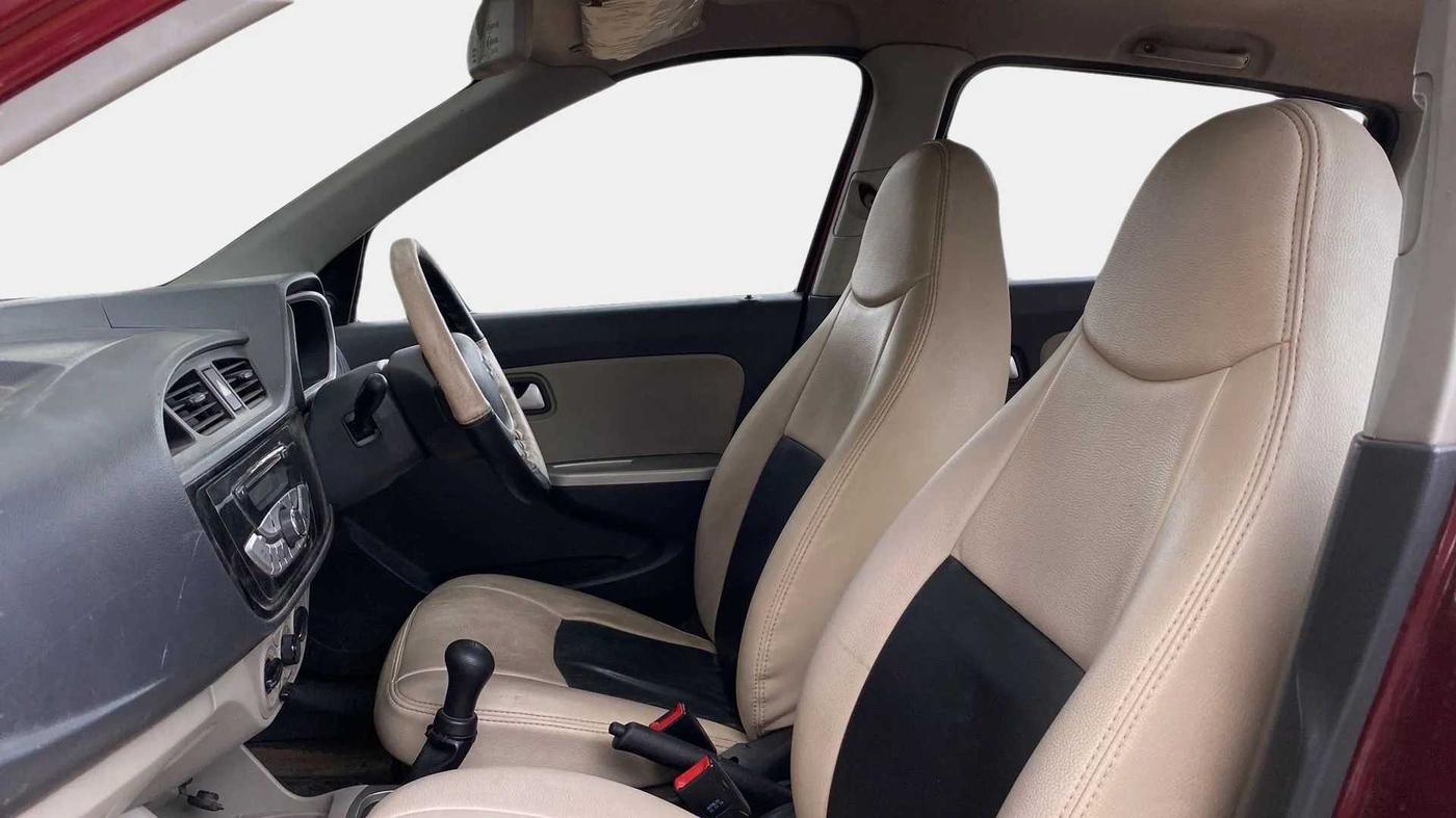 2016 Maruti Alto K10 VXI, Petrol, Manual, 31,774 km, Right Side Front Door Cabin