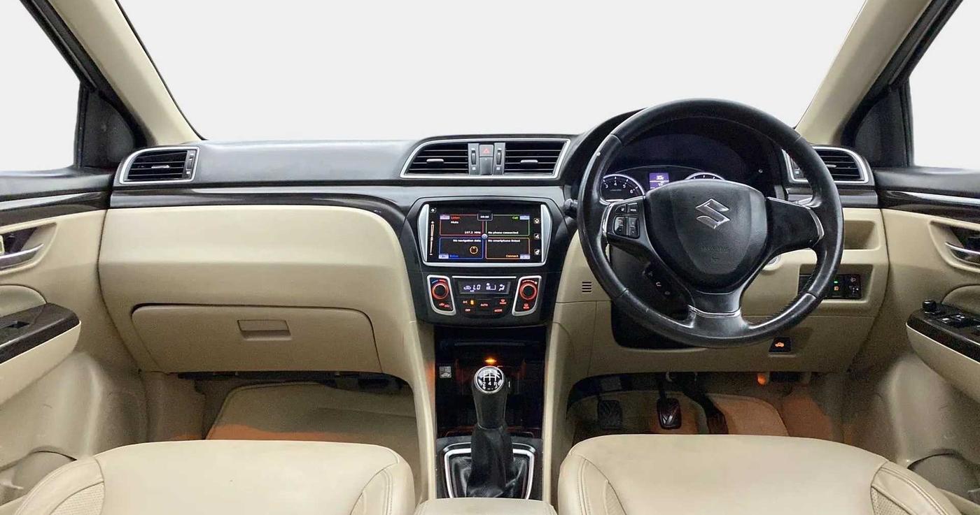 2017 Maruti Ciaz ALPHA 1.4 PETROL, Petrol, Manual, 1,03,895 km, Dashboard