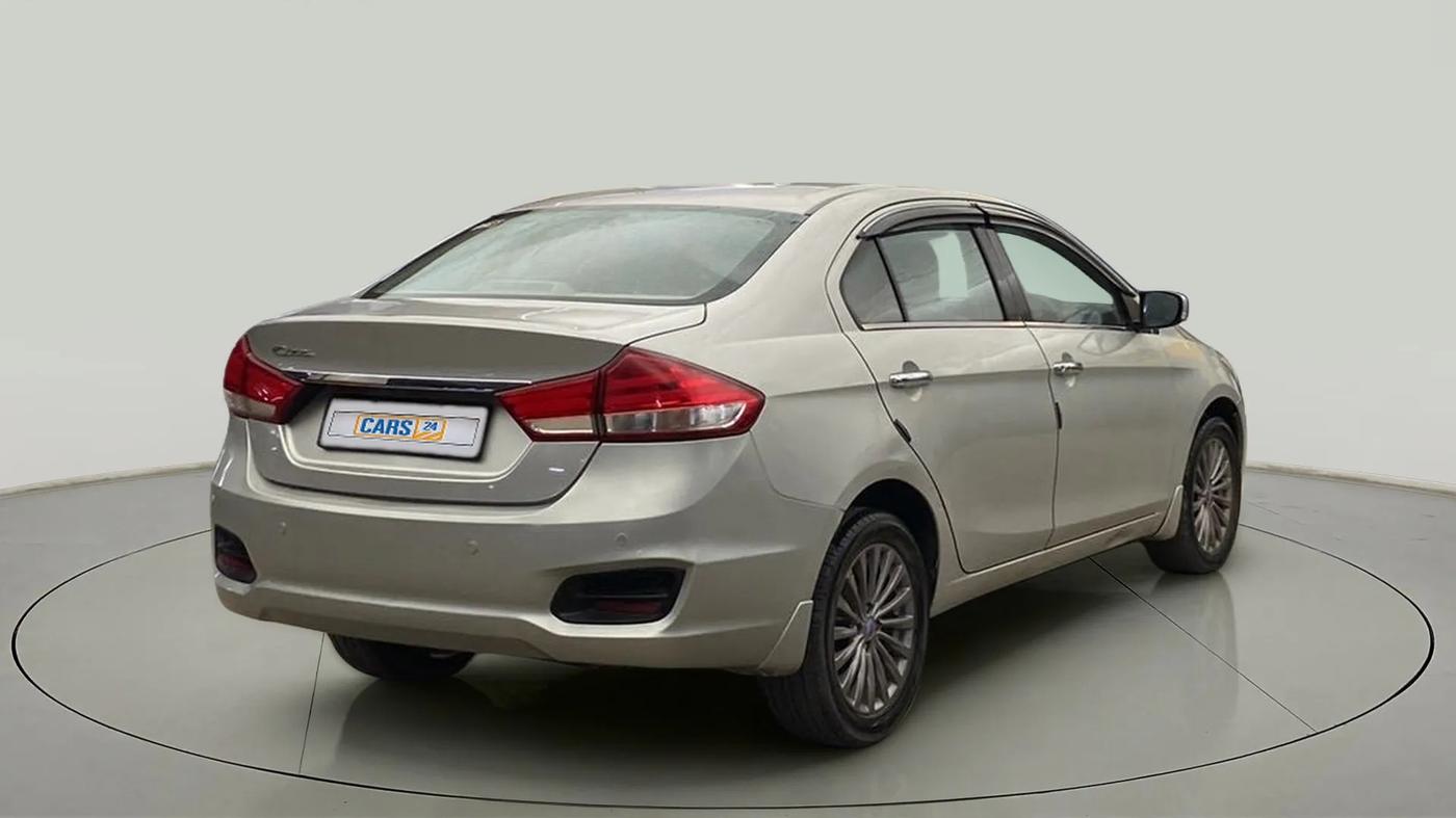 2017 Maruti Ciaz ALPHA 1.4 PETROL, Petrol, Manual, 1,03,895 km, Right Back Diagonal