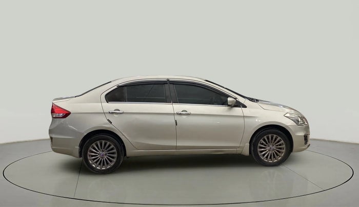 2017 Maruti Ciaz ALPHA 1.4 PETROL, Petrol, Manual, 1,03,895 km, Right Side View