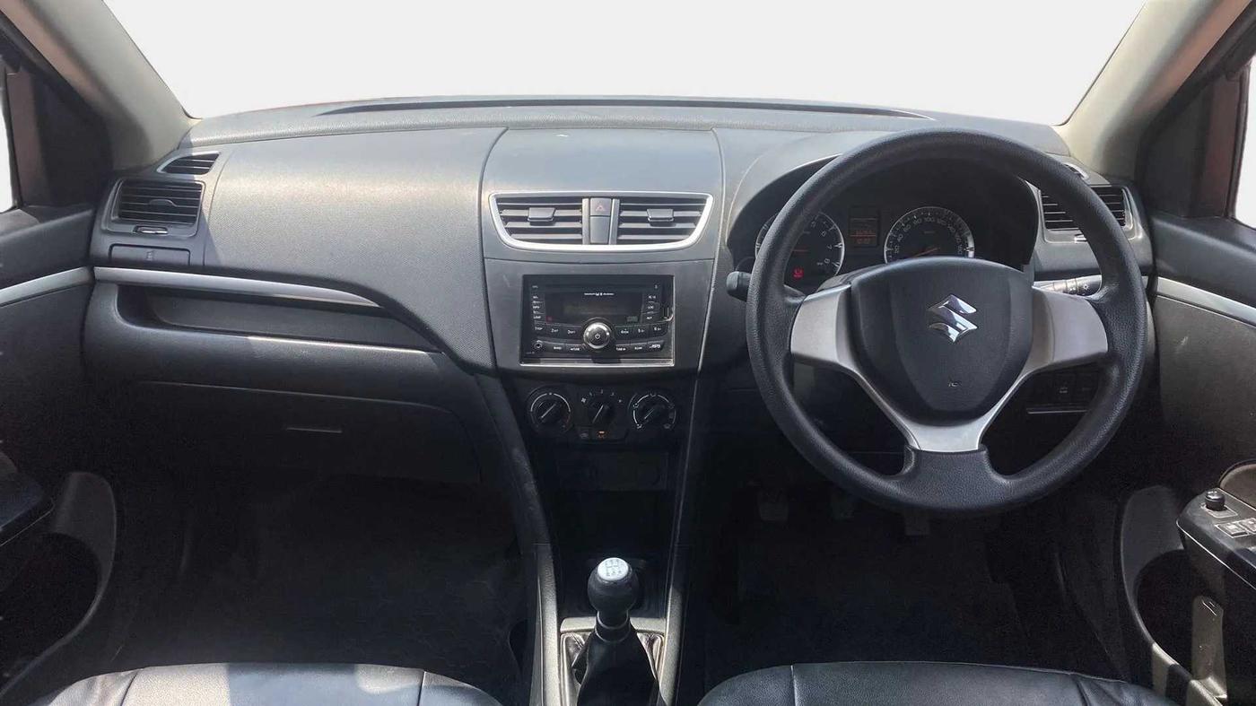 2014 Maruti Swift VXI, Petrol, Manual, 56,279 km, Dashboard