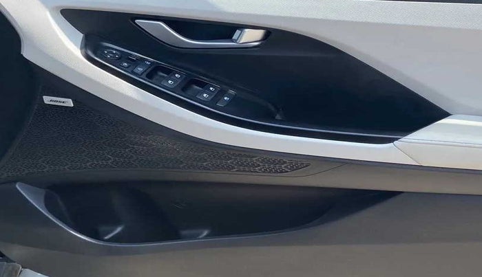 2022 Hyundai Creta SX (O) IVT 1.5 PETROL, Petrol, Automatic, 43,717 km, Driver Side Door Panels Control