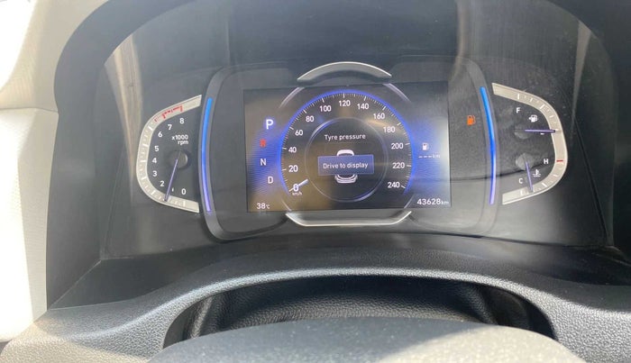 2022 Hyundai Creta SX (O) IVT 1.5 PETROL, Petrol, Automatic, 43,717 km, Odometer Image