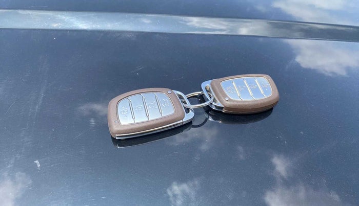 2022 Hyundai Creta SX (O) IVT 1.5 PETROL, Petrol, Automatic, 43,717 km, Key Close Up