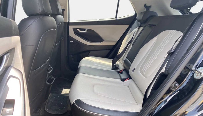 2022 Hyundai Creta SX (O) IVT 1.5 PETROL, Petrol, Automatic, 43,717 km, Right Side Rear Door Cabin