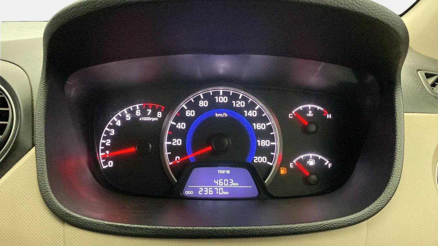 2017 Hyundai Grand i10 SPORTZ 1.2 KAPPA VTVT, Petrol, Manual, 23,654 km, Odometer Image