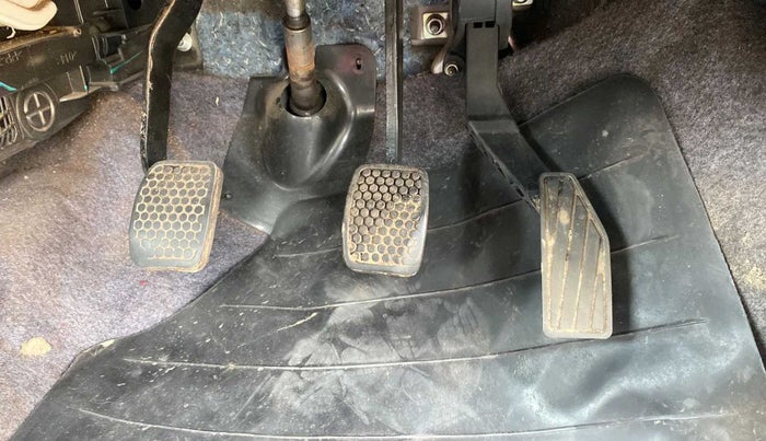 2018 Maruti Alto 800 VXI, Petrol, Manual, 58,676 km, Pedals