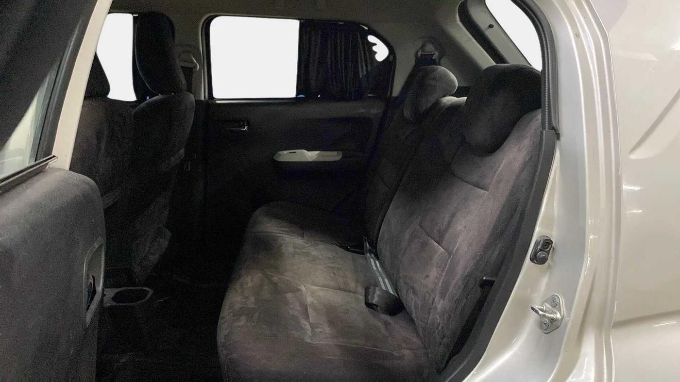 2017 Maruti IGNIS DELTA 1.2, Petrol, Manual, 41,426 km, Right Side Rear Door Cabin