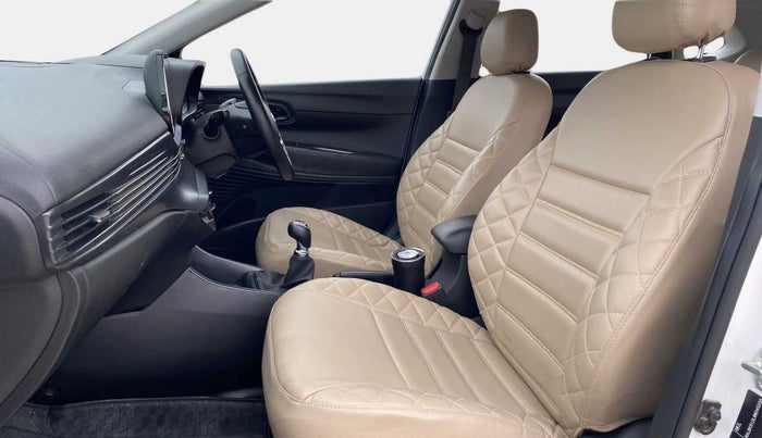 2021 Hyundai NEW I20 ASTA (O) 1.2 MT, Petrol, Manual, 48,674 km, Right Side Front Door Cabin