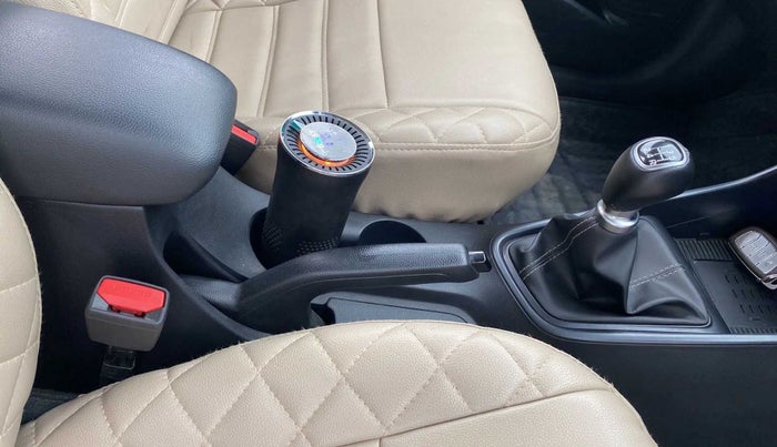 2021 Hyundai NEW I20 ASTA (O) 1.2 MT, Petrol, Manual, 48,674 km, Gear Lever