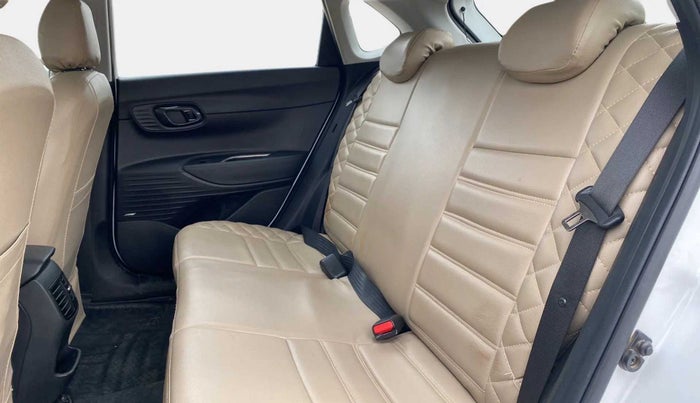 2021 Hyundai NEW I20 ASTA (O) 1.2 MT, Petrol, Manual, 48,674 km, Right Side Rear Door Cabin