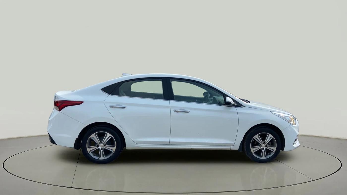 2019 Hyundai Verna 1.6 VTVT SX, Petrol, Manual, 60,396 km, Right Side View