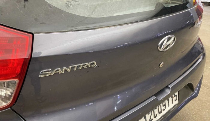 2019 Hyundai NEW SANTRO SPORTZ AMT, Petrol, Automatic, 69,471 km, Dicky (Boot door) - Minor scratches