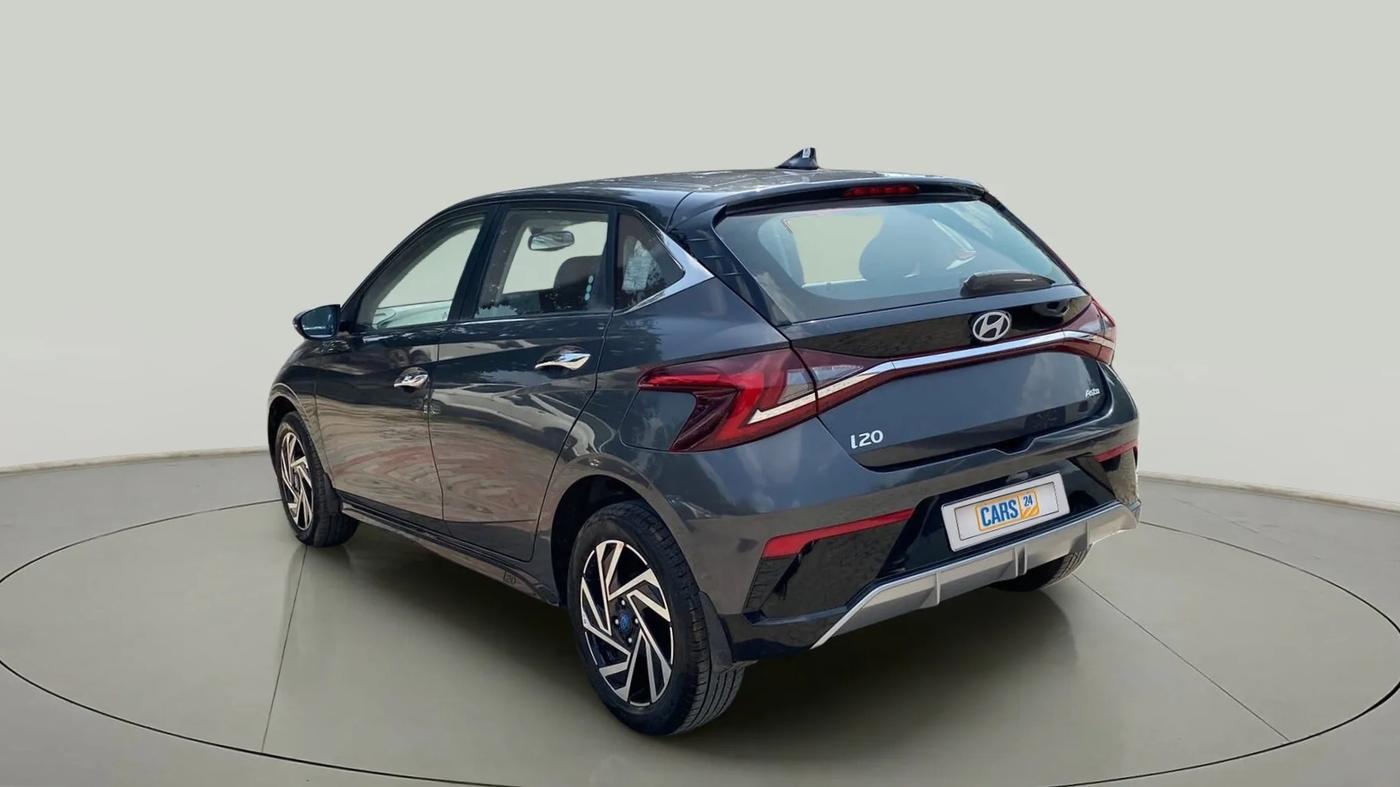 2023 Hyundai NEW I20 ASTA (O) 1.2 IVT, Petrol, Automatic, 7,652 km, Left Back Diagonal