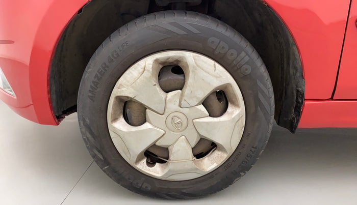 2018 Tata Tiago XT PETROL, Petrol, Manual, 76,701 km, Left Front Wheel