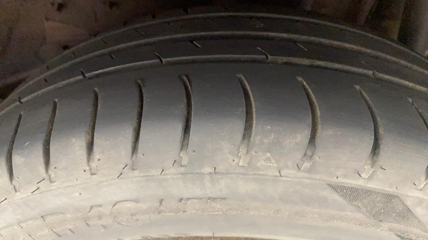2018 Tata Tiago XT PETROL, Petrol, Manual, 76,701 km, Left Rear Tyre Tread