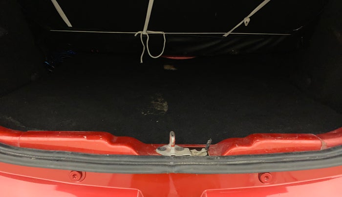 2018 Tata Tiago XT PETROL, Petrol, Manual, 76,701 km, Boot Inside