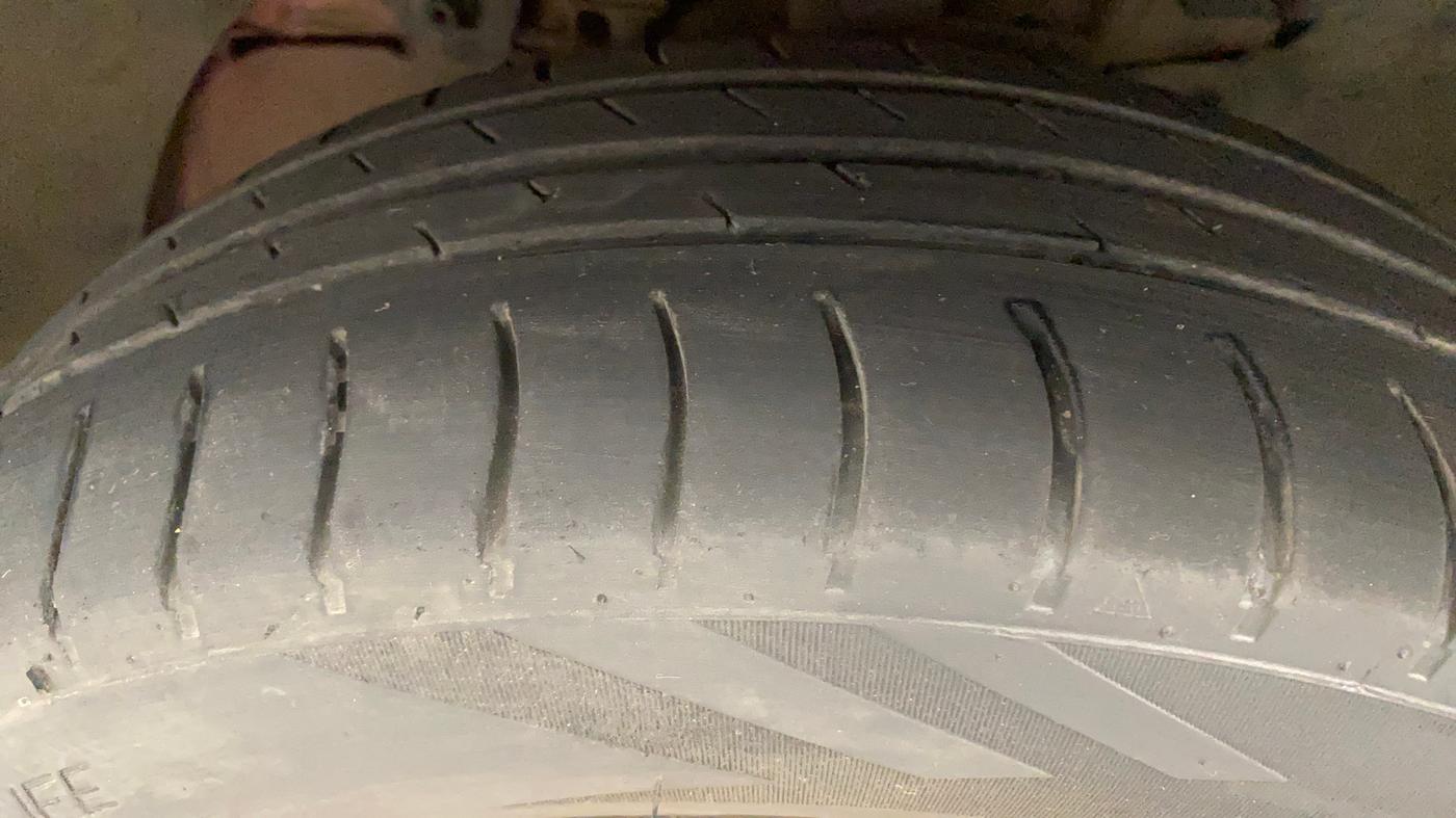 2018 Tata Tiago XT PETROL, Petrol, Manual, 76,701 km, Left Front Tyre Tread