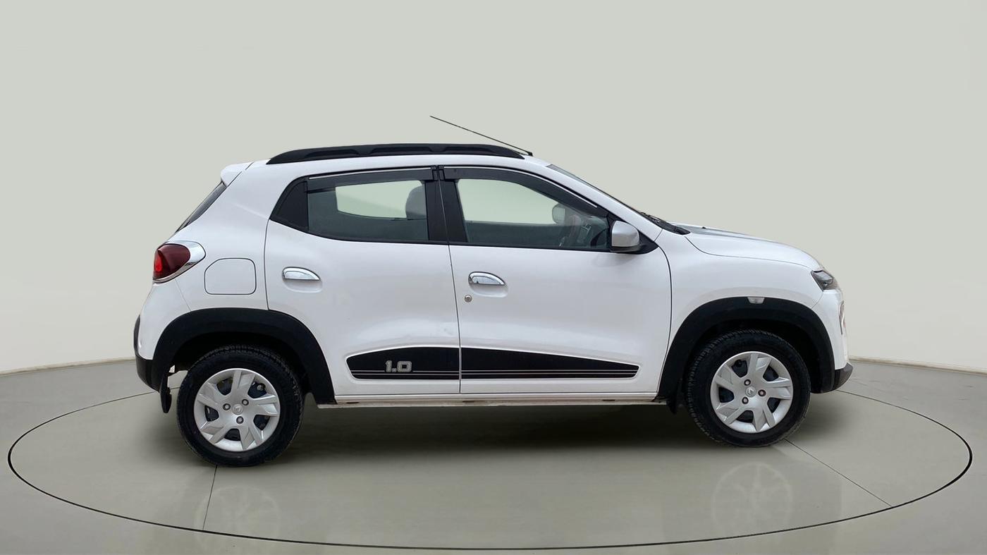 2022 Renault Kwid RXT 1.0 AMT (O), Petrol, Automatic, 4,595 km, Right Side
