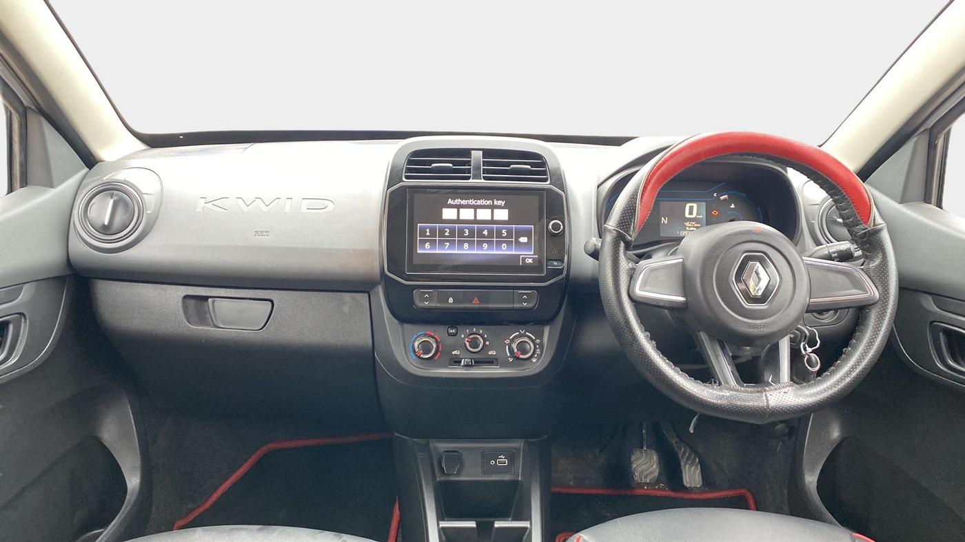 2022 Renault Kwid RXT 1.0 AMT (O), Petrol, Automatic, 4,595 km, Dashboard