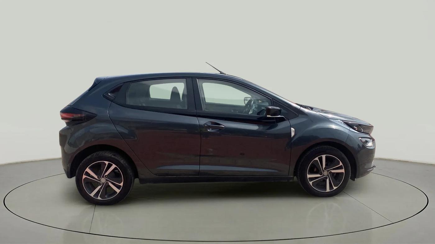 2020 Tata ALTROZ XZ PETROL, Petrol, Manual, 13,872 km, Right Side View