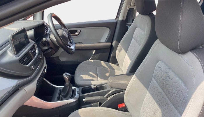 2020 Tata ALTROZ XZ PETROL, Petrol, Manual, 13,872 km, Right Side Front Door Cabin