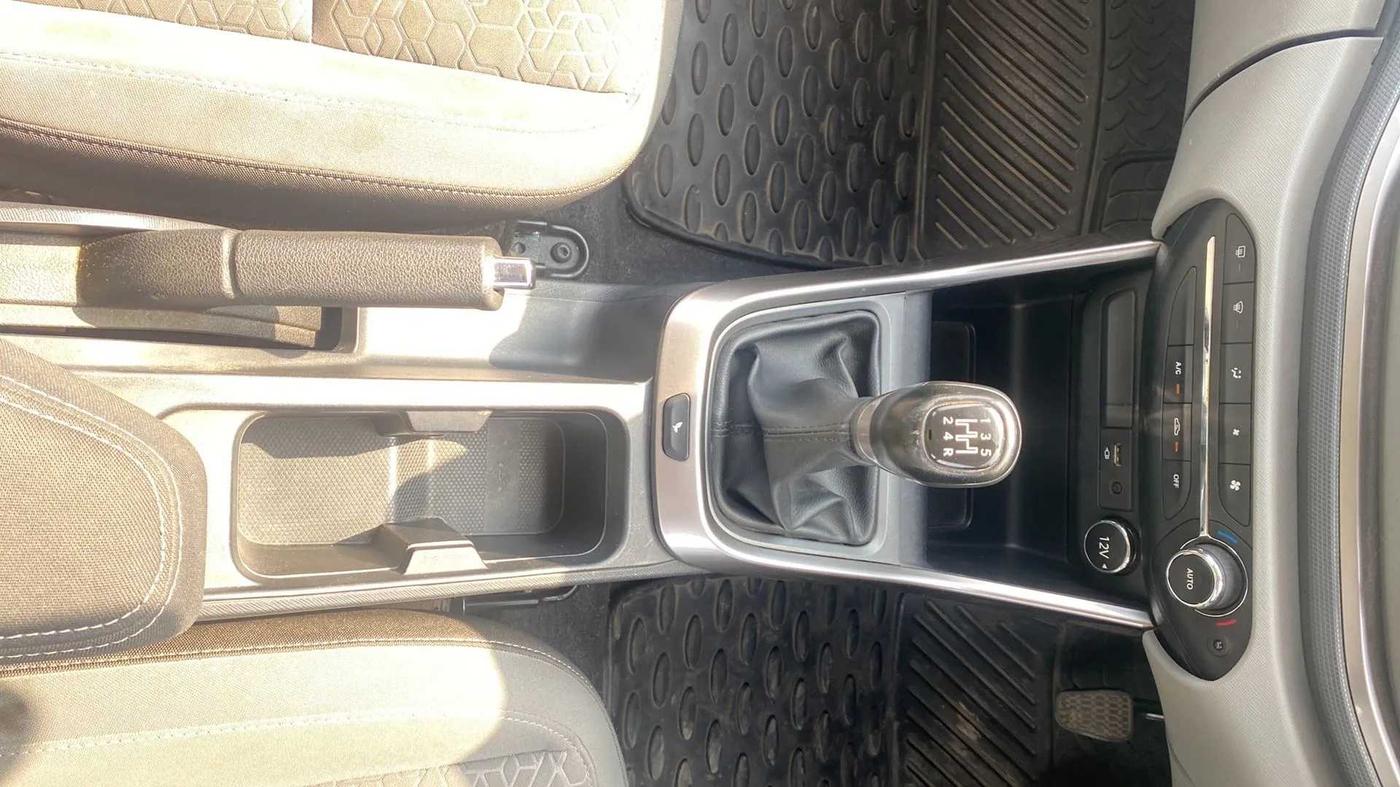 2020 Tata ALTROZ XZ PETROL, Petrol, Manual, 13,872 km, Gear Lever