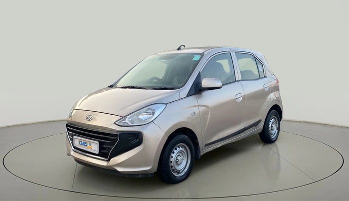 2018 Hyundai NEW SANTRO MAGNA, Petrol, Manual, 35,943 km, Left Front Diagonal