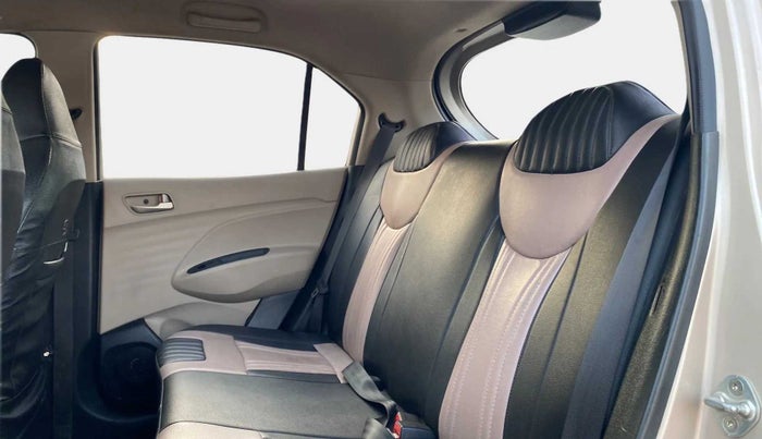 2018 Hyundai NEW SANTRO MAGNA, Petrol, Manual, 35,943 km, Right Side Rear Door Cabin